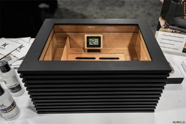 case elegance glass renzo humidor レビュー5