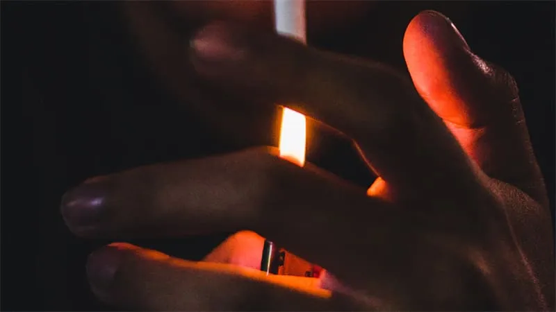 アイロンでシガーに火をつける方法